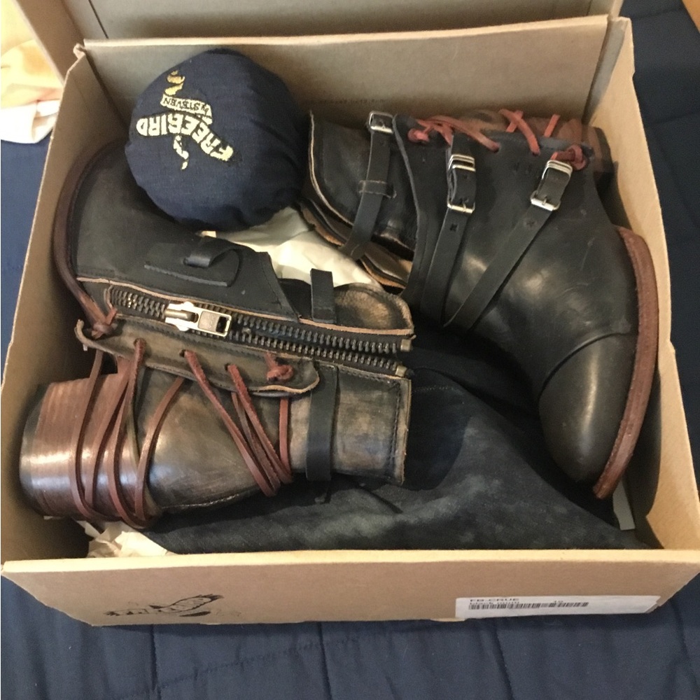 Free-bird by Steven Tyler Black Multi Leather  Women’s Boots with Buckle Straps